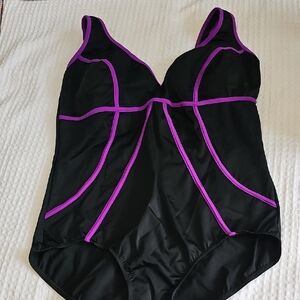 Swimsuit, Sz 22, Black
